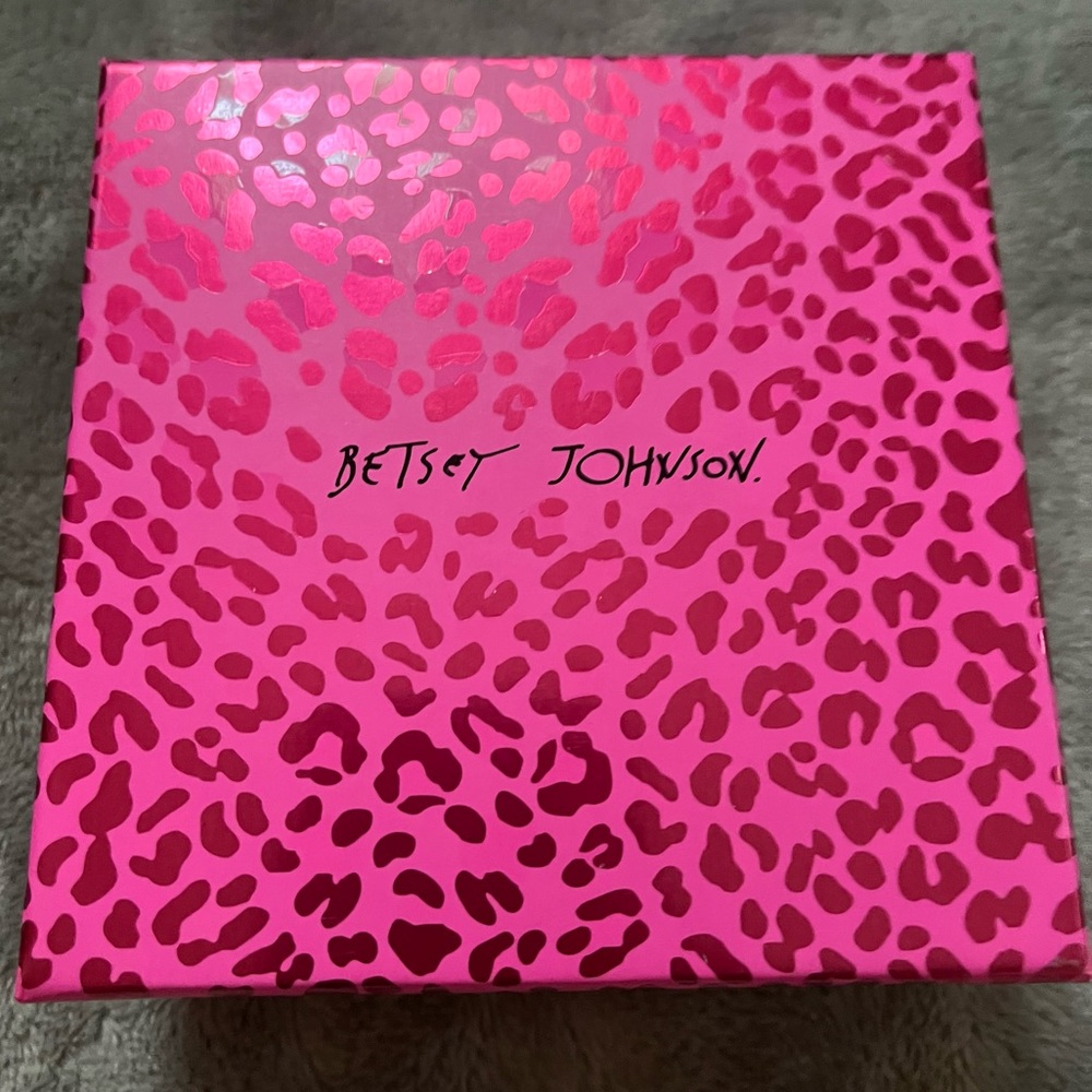 Watermelon Betsey Johnson Earrings New in Box - Picture 9 of 12